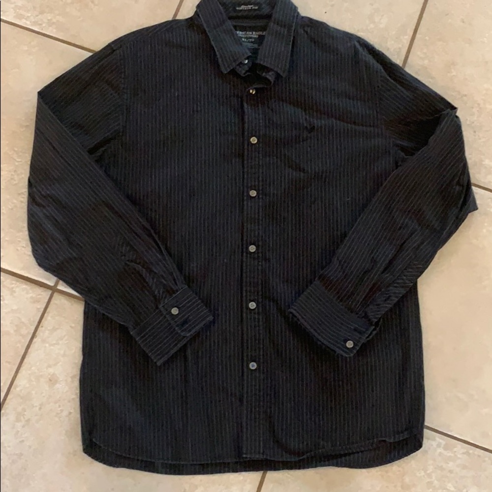 American eagle men’s dress shirt!